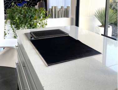 "Chic", le set de protection pour plaque de cuisson
