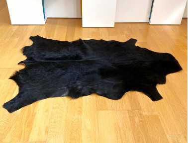Peau de Springbok noire teintée