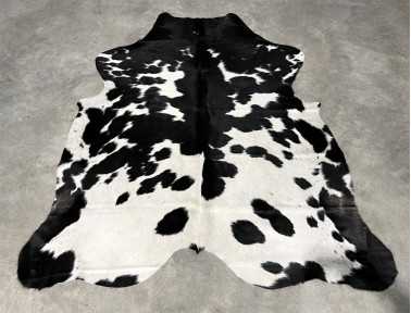 Réf.A843 - Peau de vache Noire & Blanche