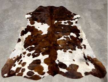 Réf.A854 - Peau de vache tricolore