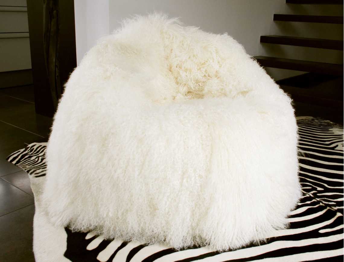 Pouf en agneau de Mongolie
