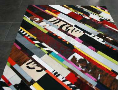 Tapis Patchwork Bandelette en Peau de vache multicolore