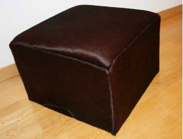 Pouf en peau de vache teintée Marron