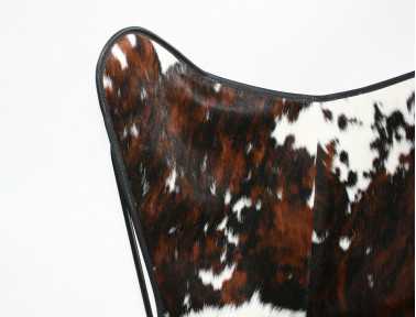 Fauteuil Bonet "BKF" en peau de vache