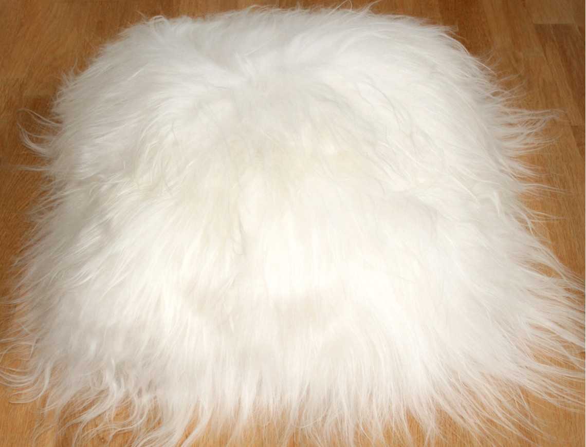 Coussin en mouton Islandais blanc SIMPLE FACE