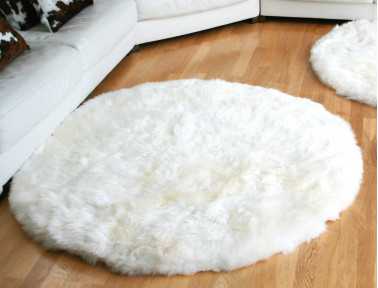 Tapis en peau de mouton rond