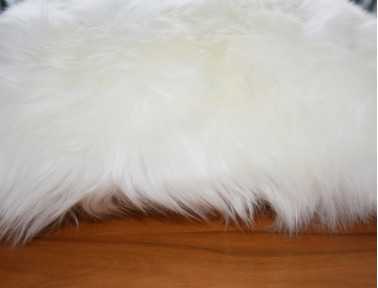 Coussin en peau de mouton blanche SIMPLE FACE