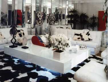 Tapis Patchwork en Peau de vache noire et blanche