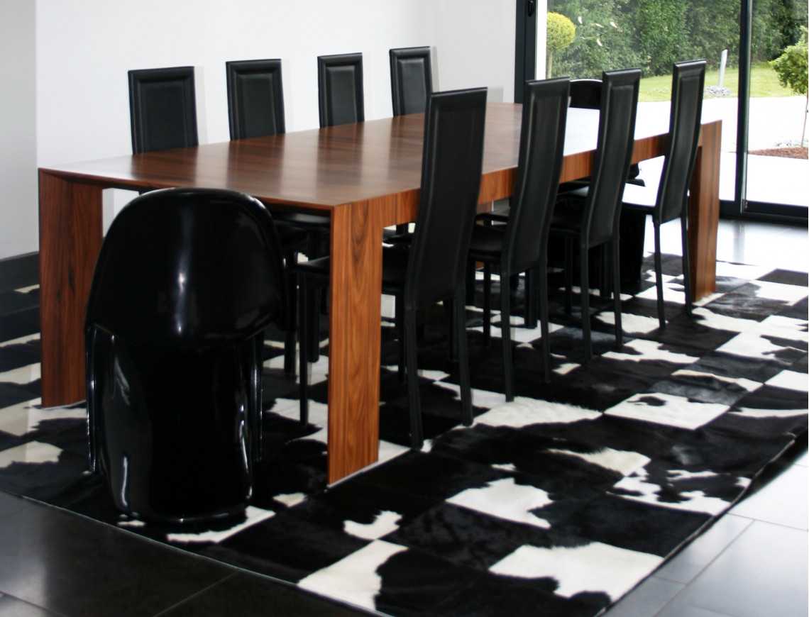 Tapis Patchwork en Peau de vache noire et blanche