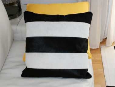Elmer cowhide patchwork Cushion 