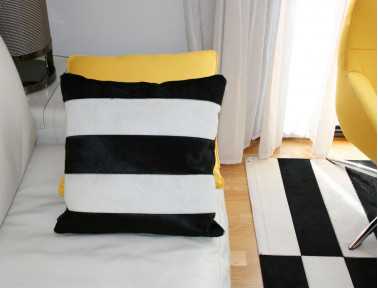 Elmer cowhide patchwork Cushion 