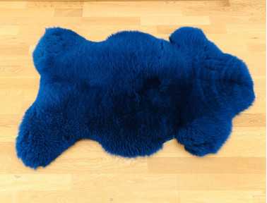 Peau de mouton bleu nuit