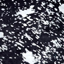 Peau de vache teint&#233;e noire m&#233;talis&#233;e argent